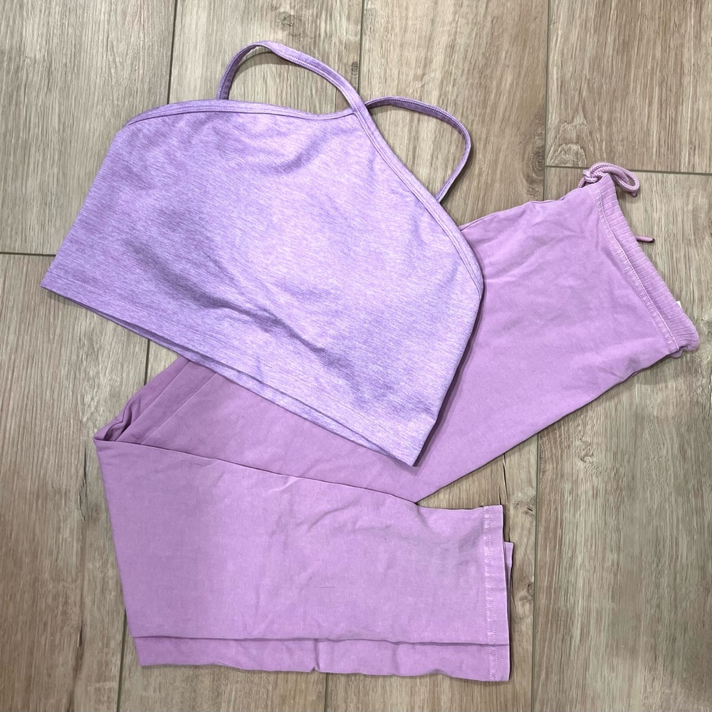 OFFLINE BY AERIE OG WASHED DRAWCORD LEGGING AND HALTER SPORTS BRA